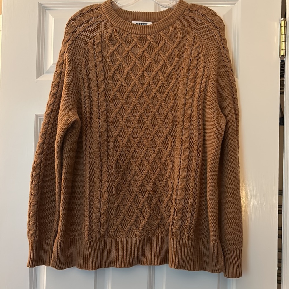 Old Navy (XL) beige sweater